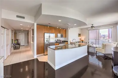 200 West Sahara Avenue 1901 Entrance Foyer