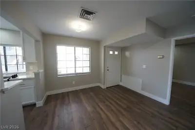 4729 Nara Vista Way 102 