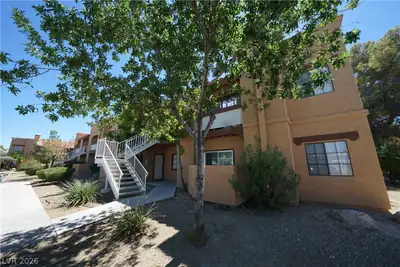 5146 South Jones Boulevard 104 
