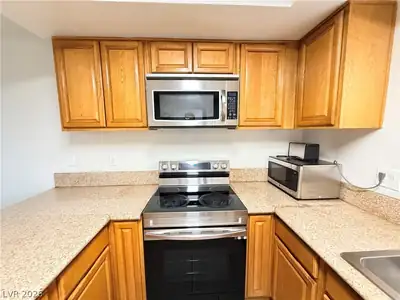 4744 West Twain Avenue D Kitchen