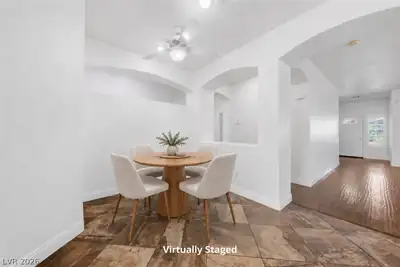 2772 Gallant Hills Drive Dining Area