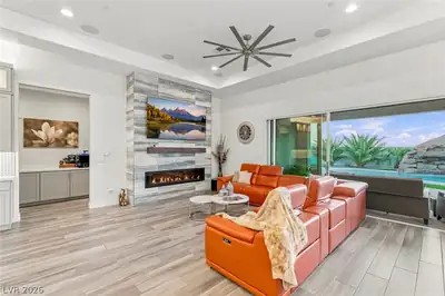 9935 Justin Earl Avenue Living Room