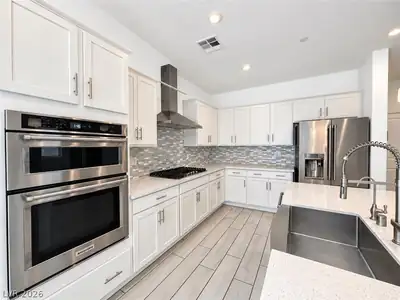 1033 Huckburn Avenue Kitchen