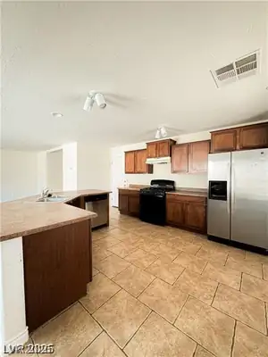 9158 Westchester Hill Avenue Kitchen