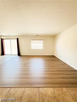9158 Westchester Hill Avenue Living Room