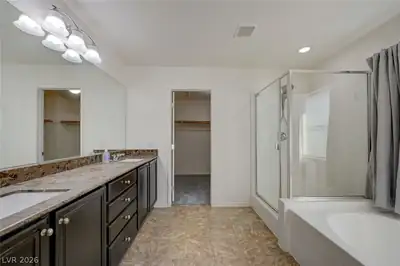 5608 Beckett Hill Court, Las Vegas, NV 89135 Primary Bathroom