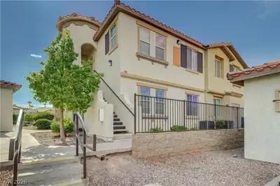 50 Aura De Blanco Street 11104, Henderson