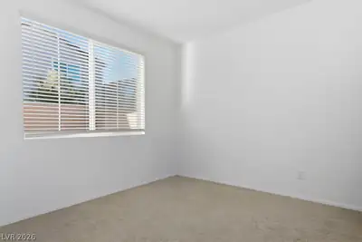 10946 Fennel Avenue Bedroom