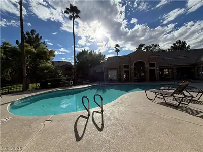 1150 North Buffalo Drive 1055 Pool