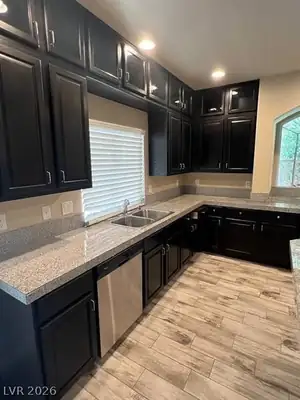 9758 Panther Hollow Street Kitchen