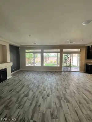 9758 Panther Hollow Street Living Room