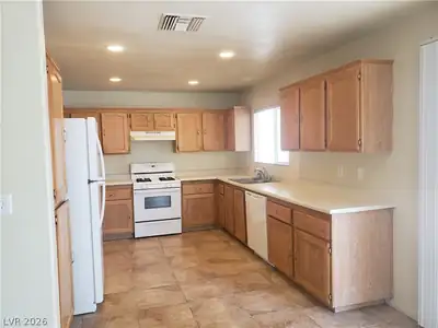 6633 Genevieve Court Kitchen