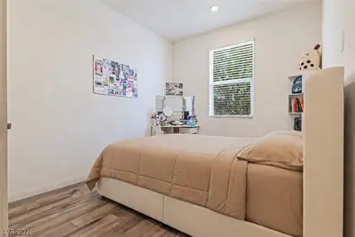 3126 Mountain Bay Avenue Bedroom