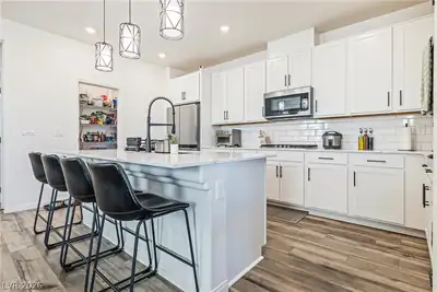 3126 Mountain Bay Avenue Kitchen