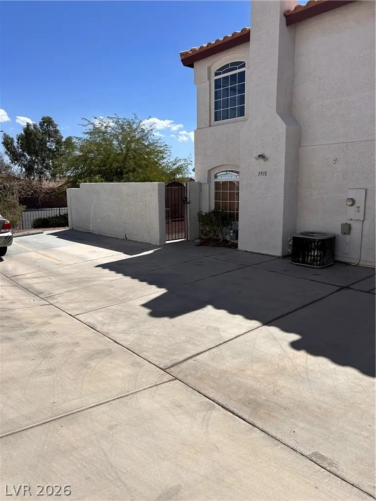 3918 Starfield Lane