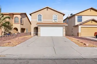 3910 Gulliver Street Las Vegas, NV 89115