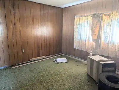 945 Lincoln Street Bedroom