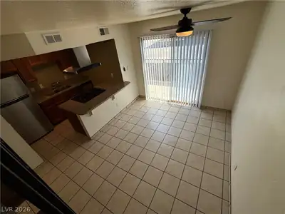 562 Sellers Place Dining Area