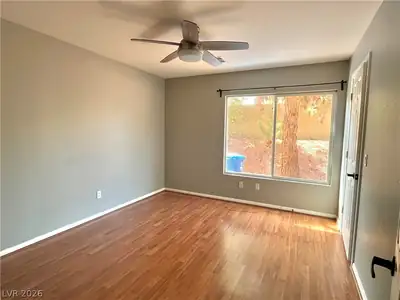 4025 Antique Sterling Court Bedroom