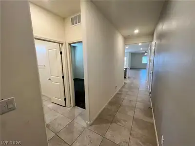 10967 Artisan Ranch Avenue Hallway