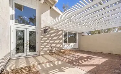3588 Franciscan Lane Courtyard