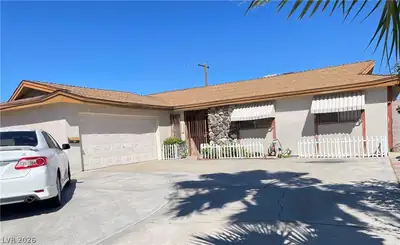 2613 ARENAS Street, Las Vegas