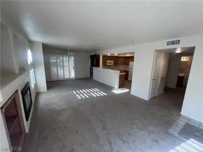 7950 West Flamingo Road 1109 Living Room