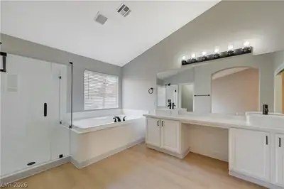 1459 Verde Triandos Drive, Henderson, NV 89012 Primary Bathroom