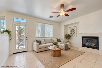 742 Aloe Yucca Avenue Living Room