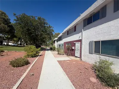 723 Greenbriar Townhouse Way, Las Vegas