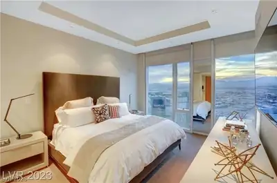3750 Las Vegas Boulevard 3210 Bedroom