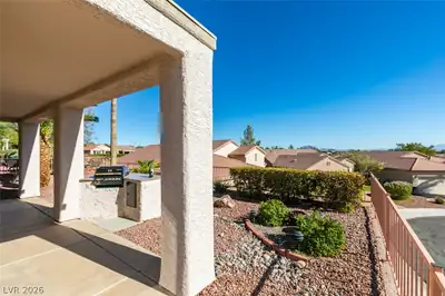 2168 King Mesa Drive Patio