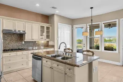 2809 Botticelli Drive Kitchen