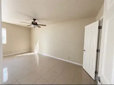 4361 Alexis Drive 333 Bedroom