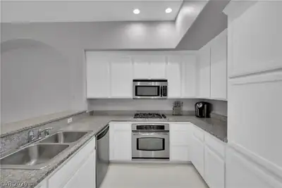 32 East Serene Avenue 119 Kitchen