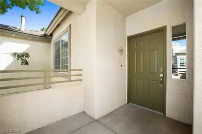 10217 King Henry Avenue 202, Las Vegas, NV 89144 Entry