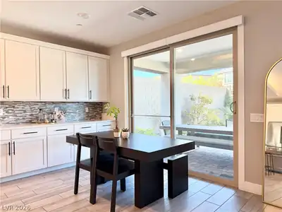 12422 Foxtail Run Avenue Dining Area