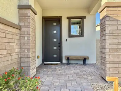 12422 Foxtail Run Avenue Entry