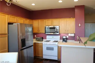 207 Priority Point Street Kitchen