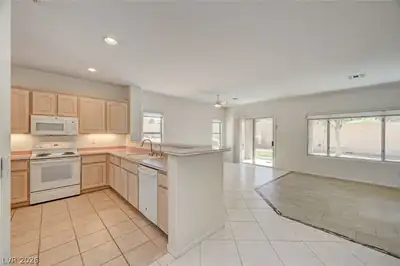 2529 Springville Way Kitchen
