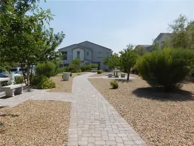 2715 Amazing Meadows Avenue 1185 Yard