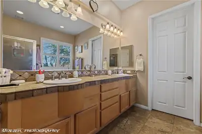 565 Paseo Verde Court Primary Bathroom