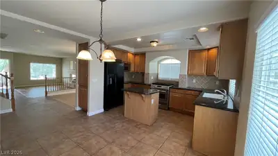 1036 Bearpaw Catch Court Kitchen