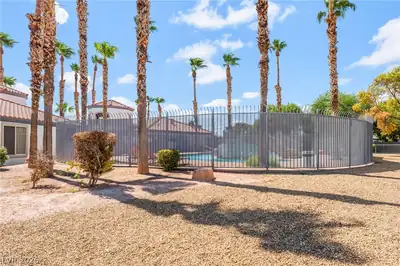 3318 North Decatur Boulevard 2083 Pool