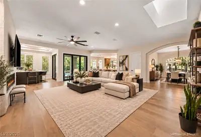 8908 Tavistock Court Living Room