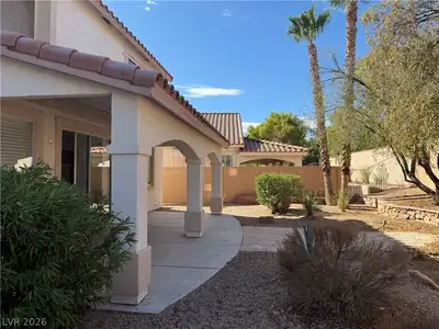 705 Lexington Cross Drive Yard