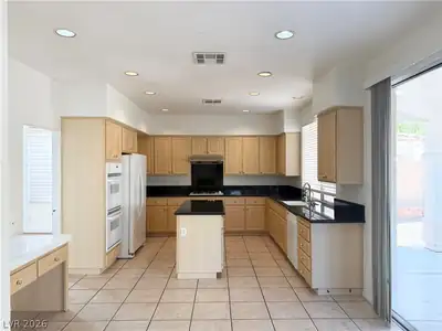 705 Lexington Cross Drive Kitchen