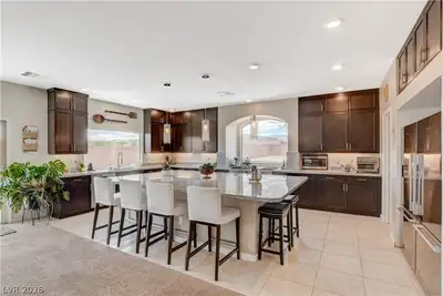 6775 Stella Rosa Court Kitchen