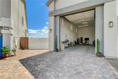 6775 Stella Rosa Court Garage