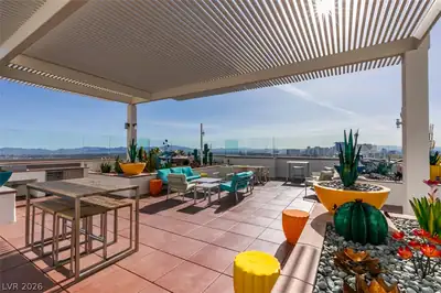 150 Las Vegas Boulevard 2015 Patio